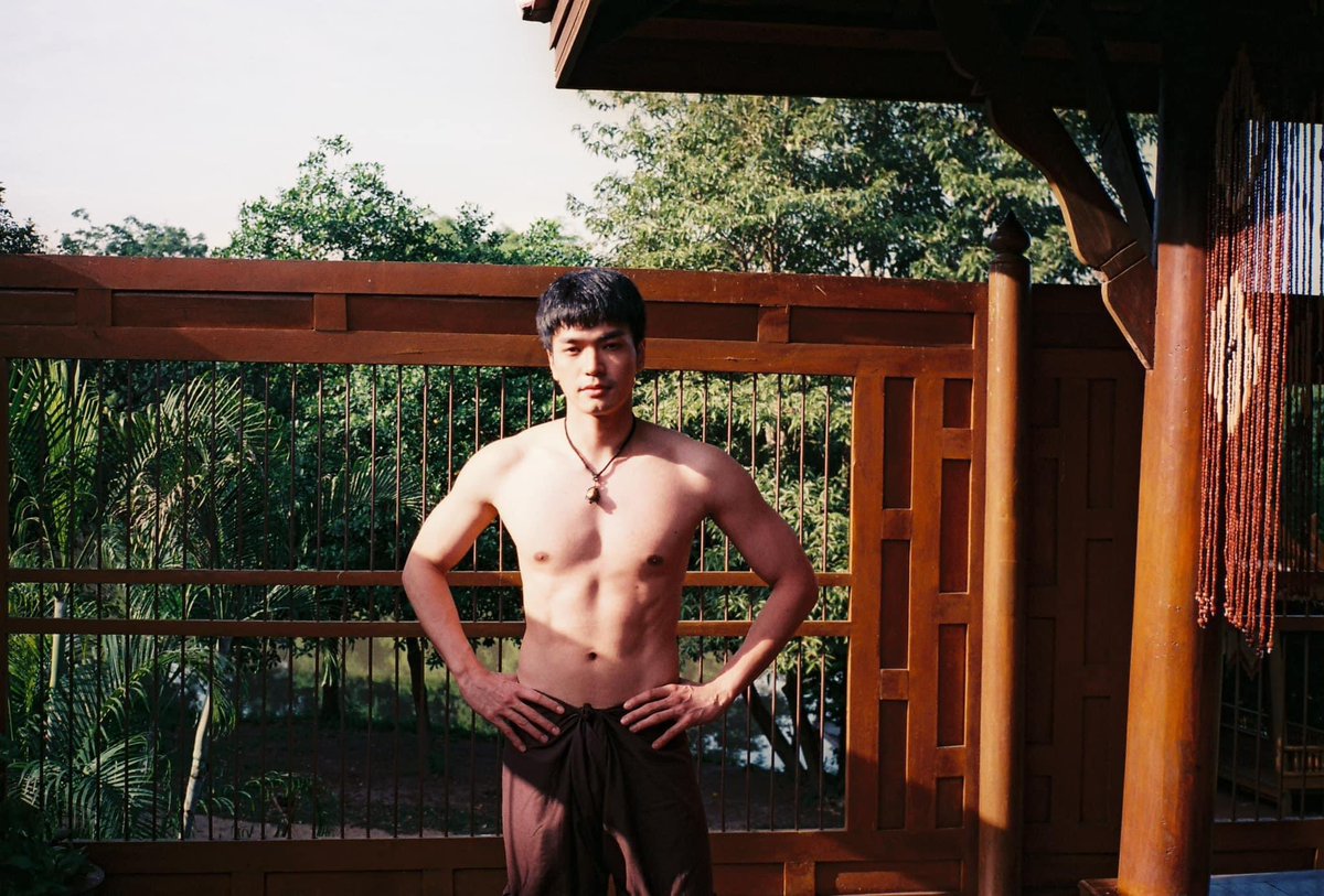Miss10000island's tweet photo. โอบ นิธิ https://t.co/PURhIxRykO