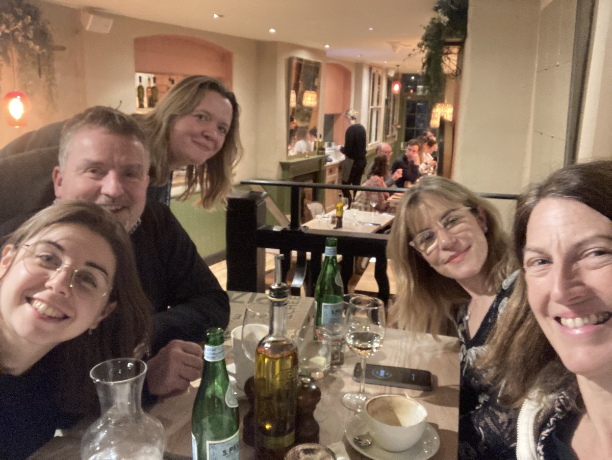 Lovely New Year get-together with @UniKent Centre for Philanthropy team. If you work in #philanthropy #fundraising or nonprofit roles, applications are now open to join next (9th!) cohort of our career- & life-changing Masters in Philanthropic Studies: kent.ac.uk/courses/postgr…