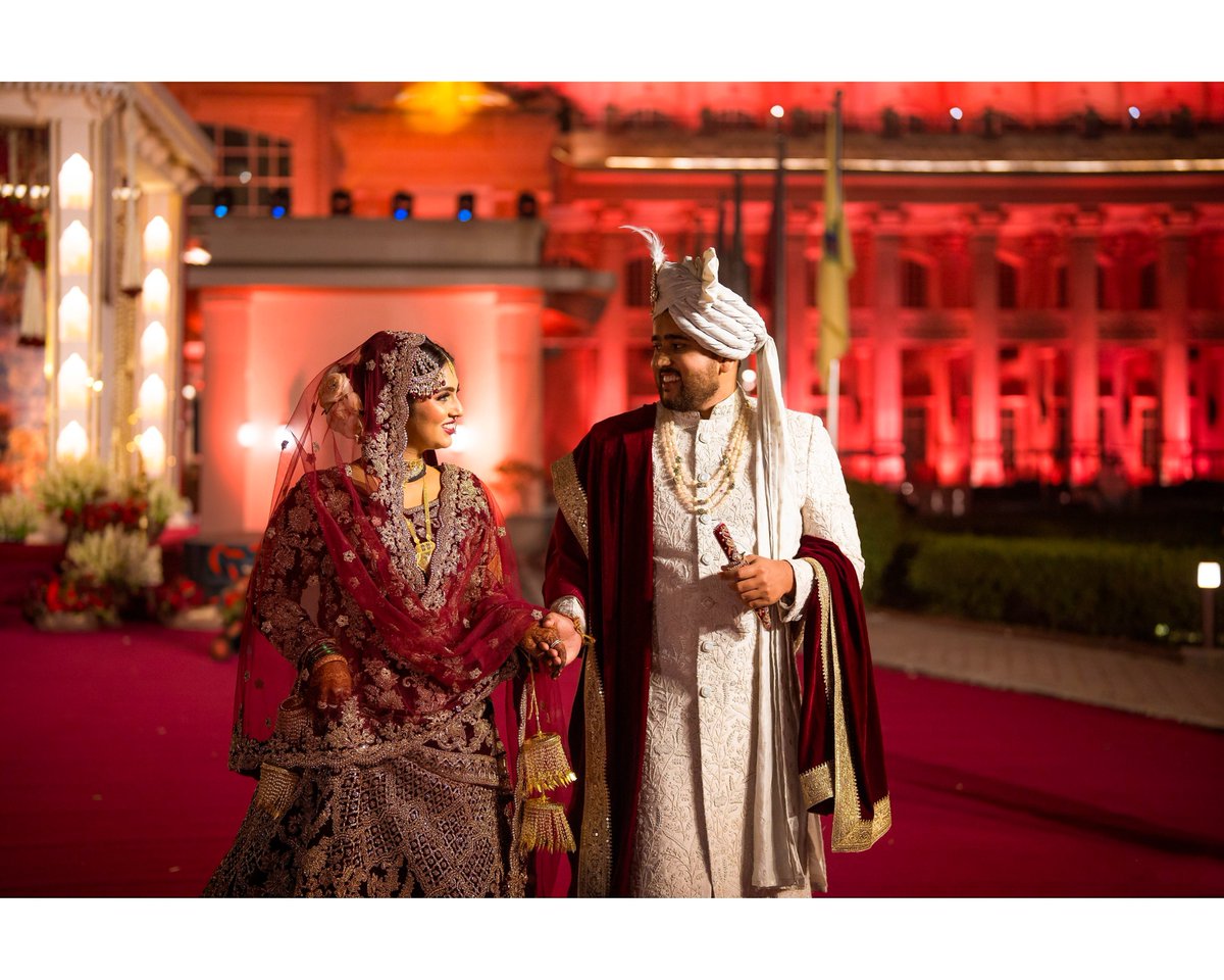 Plush Affairs

Ashmiya and Faizan’s grand Nikaah: an epitome of opulence, adorned with breathtaking performances and the divine union of two exquisite souls.  

#RegalCelebration #fearlessphotographerscom #looklikefilm #weddinginspiration #nikaahceremony