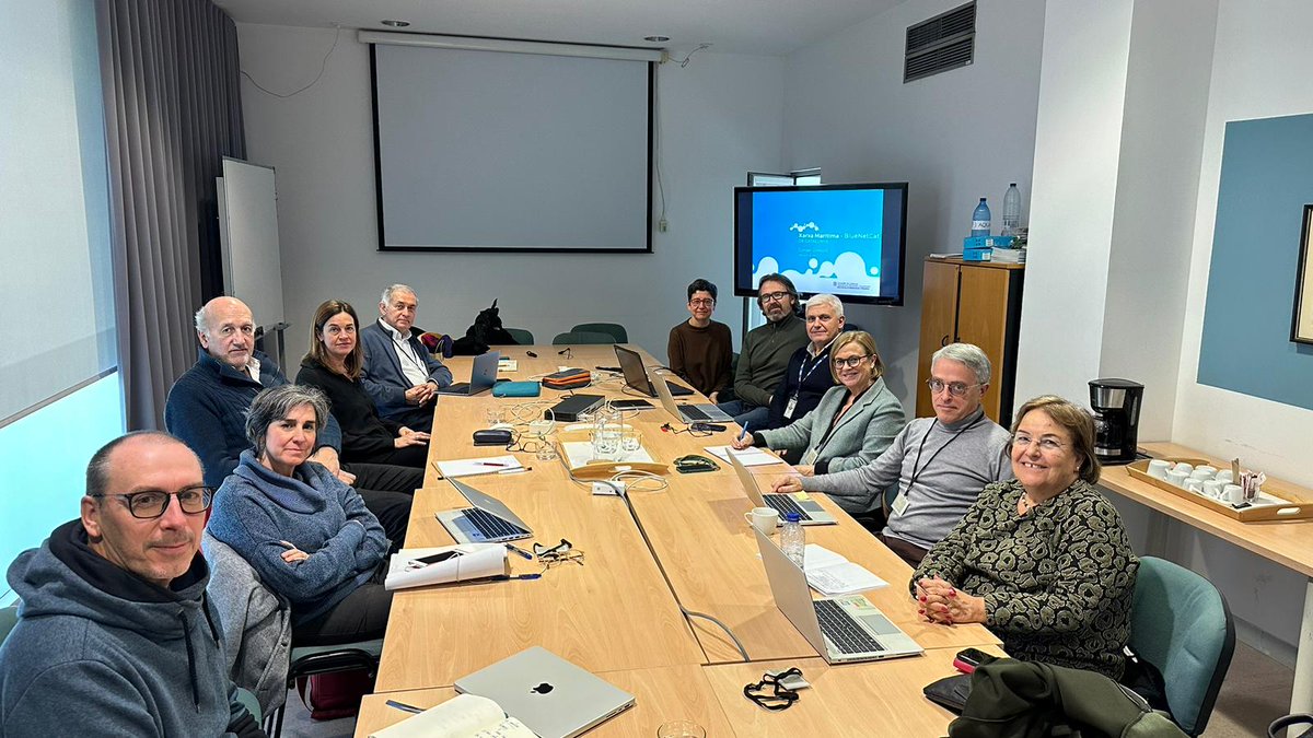 bluenetcat's tweet photo. 🔵 Primer Consell de Direcció de #BlueNetCat 2024! ✔️ Ahir ens vam reunir tots els representants de la Xarxa, en una trobada on vam repassar les fites més destacades de l’últim trimestre del 2023 i presentar els projectes del 2024🌊
Amb ganes de seguir sumant! Gràcies per venir🤝 https://t.co/Zblw8zO0cE