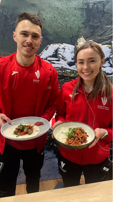We're delighted to partner with @WelshAthletics highlighting the importance of a healthy & balanced diet- of which red meat plays such a crucial role. To learn more about the nutritional benefits of Welsh red meat, or for delicious healthy recipes, go to tinyurl.com/48mxt5hz