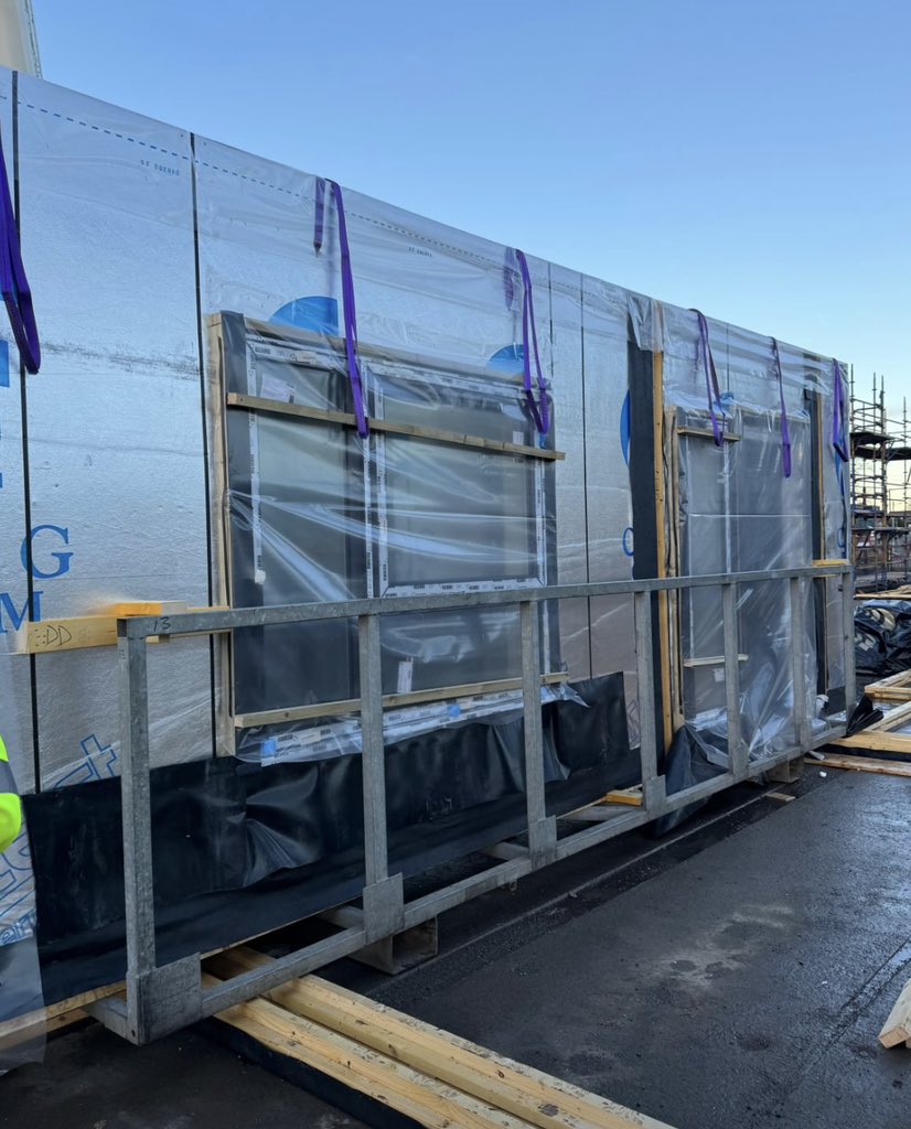 CCG_Scotland's tweet photo. 41 new #affordablehomes in Dalmarnock #Glasgow are now taking shape on behalf of our client @ThenueHousing | alongside construction, we have manufactured our own #timbersystems and window & doors and will also install #utilities, plumbing and #solarPV as part of our service! https://t.co/hFzjuBntLp