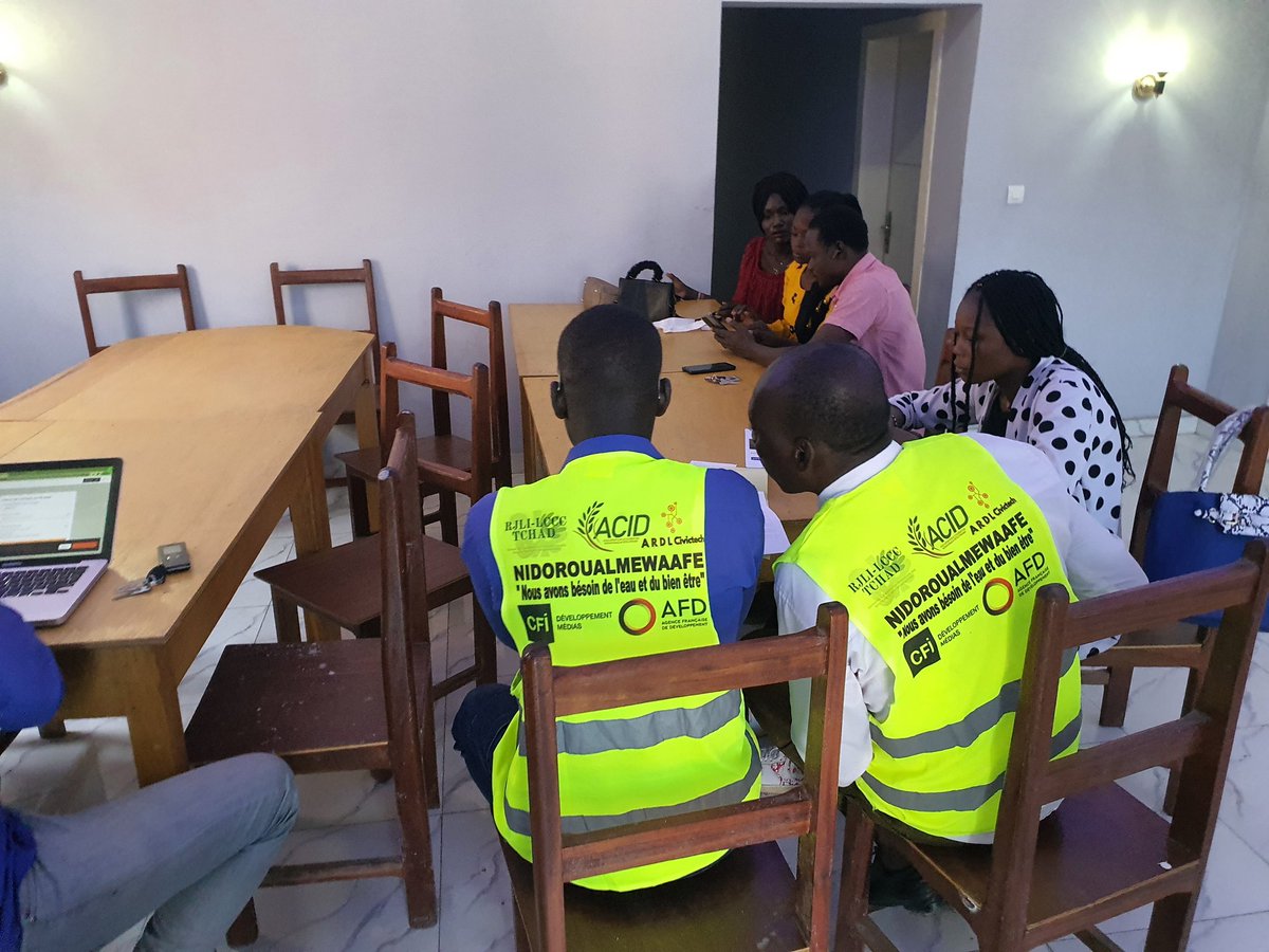 NIDOROUALME's tweet photo. Lancement des activités recrutement et formation des volontaires nidoroualmewaafe au siège de l'association à Abena.
@PNUD_Tchad @AfDB_Group @AFD_en https://t.co/R5hgxWqR8d