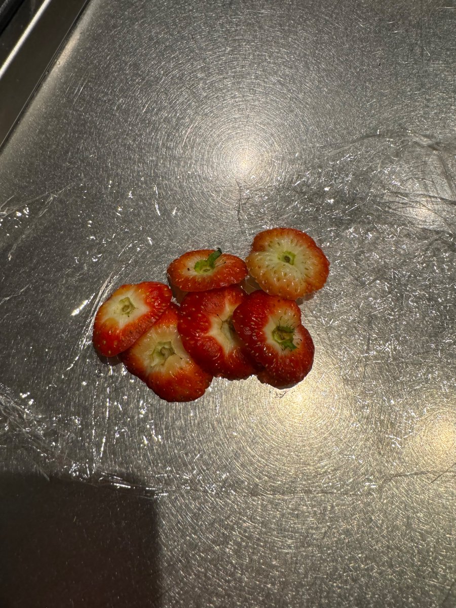 妻から苺取っておいたよと言われて喜んで冷蔵庫を開けた結果