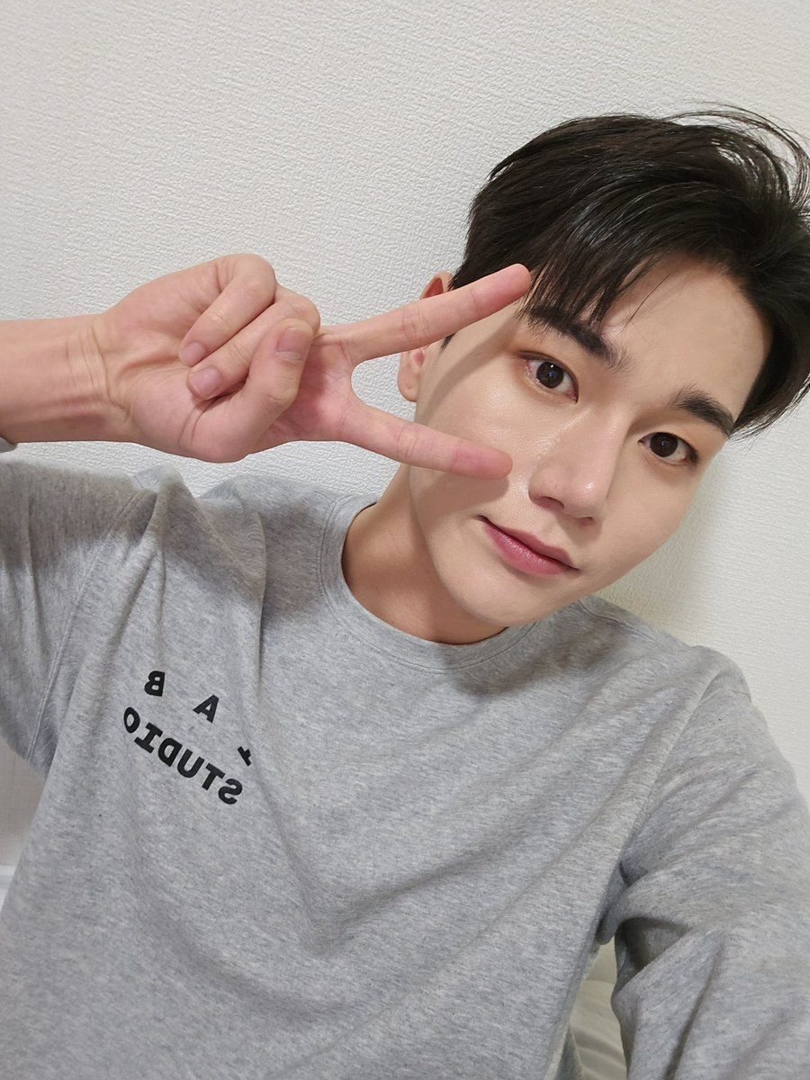 dna_enter's tweet photo. 오랜만에 만나서 너무너무 행복해요!
조심히 들어가세요!!

#멋진녀석들 #greatguys #그레이스 #grace #deepinlove #딥하게 #그레이스사랑해 #Grace_I_love_you #grace愛してる https://t.co/YnS8leegr5