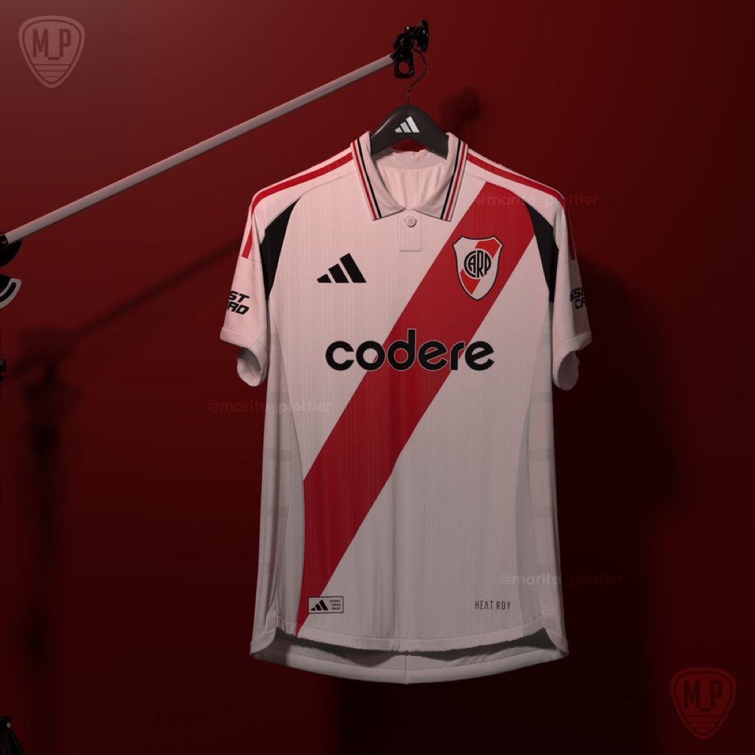 Por dios, lo que es esta camiseta. Ni mi novia me va a dejar tan seco como esta camiseta.