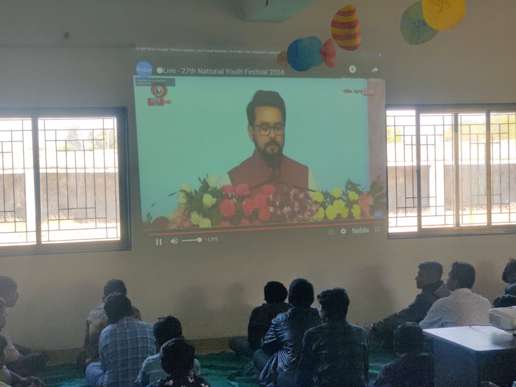 NykPorbandar's tweet photo. National Youth Day Celebration by NYK Porbandar @nyksindia @nyksgujarat @YASMinistry @informationpor2 @mybharatgov @YASMinistry @RdnyksWZ https://t.co/Y5z8AjlEa8