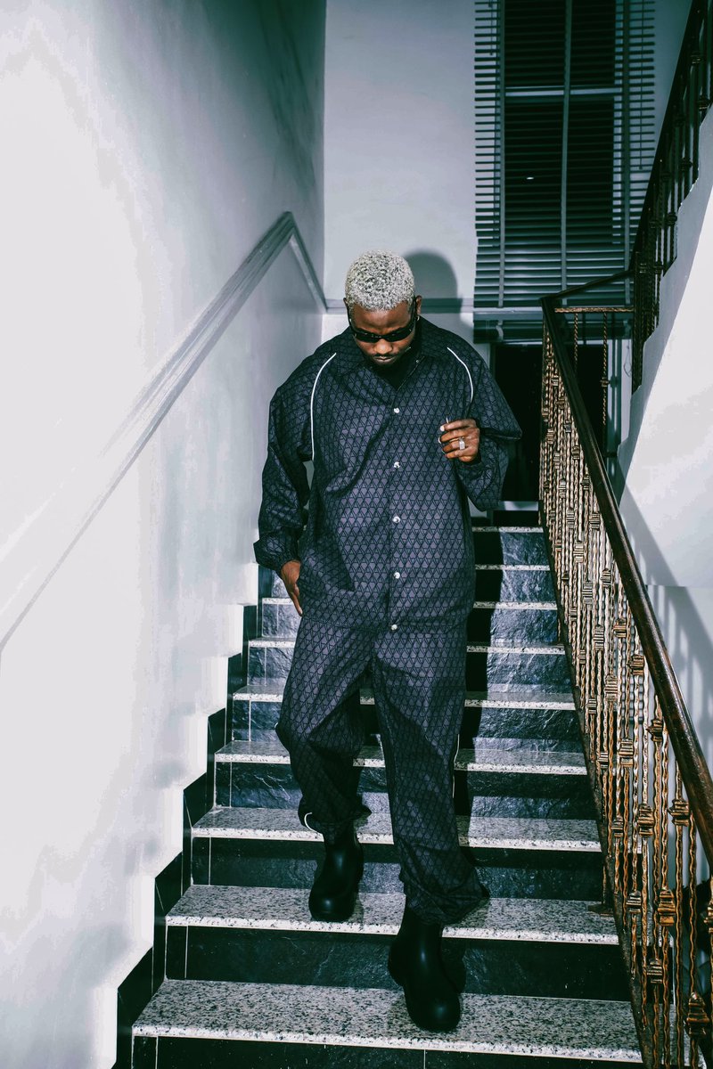 yinxapparel's tweet photo. @ajebo_hustlers in the latest black patterned tracksuit !! 🔥

The dynamic duo set the stage on fire, and as the final note echoed, the crowd went wild when @knowledge_ah tossed his YINX jacket –

Available Now: 
https://t.co/urA7kqOORD 

YINX Apparel 2023 https://t.co/8WNevOznaW