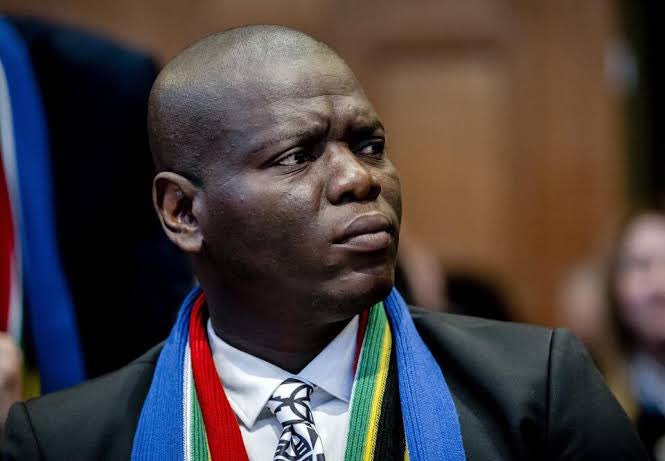 🚨BREAKING: SOUTH AFRICA’S MINISTER OF JUSTICE’S STATEMENT REGARDING ISRAEL IN THE ICJ TODAY. 

South African Minister of Justice: 

“ “Israel” failed to respond to what we presented, and we adhere to the facts of the law and the evidence we presented.

Israel seems unable to