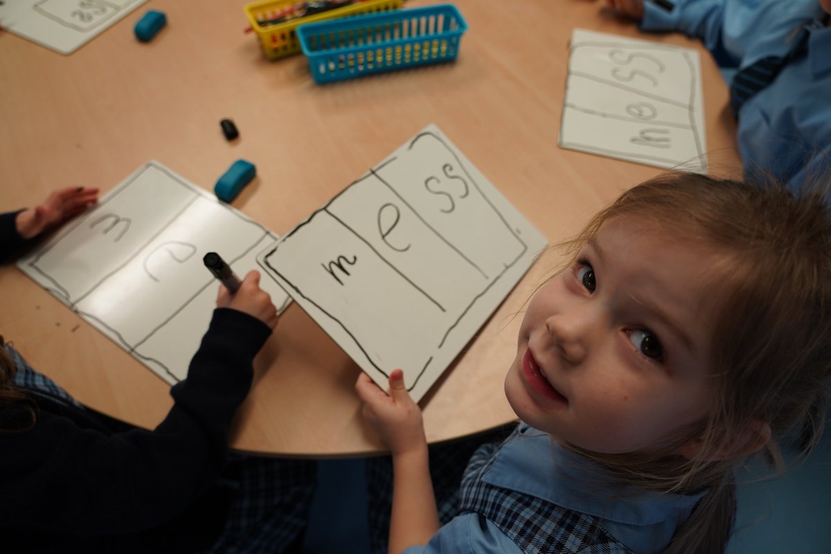Cranford_Sch's tweet photo. Reception pupils are off to an impressive start this term. Pupils are making rapid progress in both writing and literacy skills. #CranfordEarlyYears #EYFSlearning https://t.co/wnFpA6UHUd