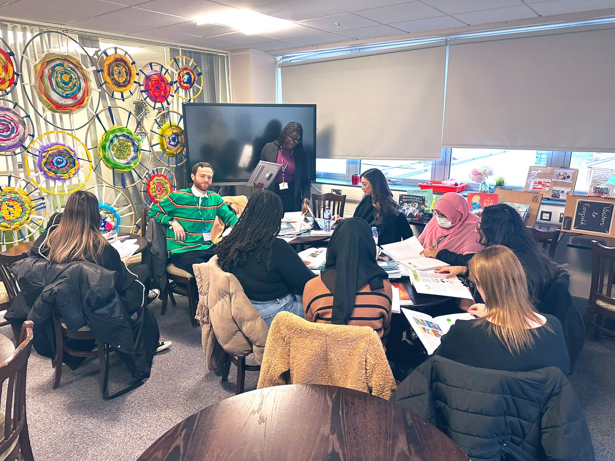 MrsHefetz_'s tweet photo. Thank you so much to @foxfield &amp; Miss Bamiro for such a warm welcome this morning. Our @IPAT_Edu Croydon Hub ECTs explored lessons, looked in books &amp; reflected collaboratively on the practice they saw. Looking forward to seeing their key takeaways in action! 😊 https://t.co/iZc7mOEif8