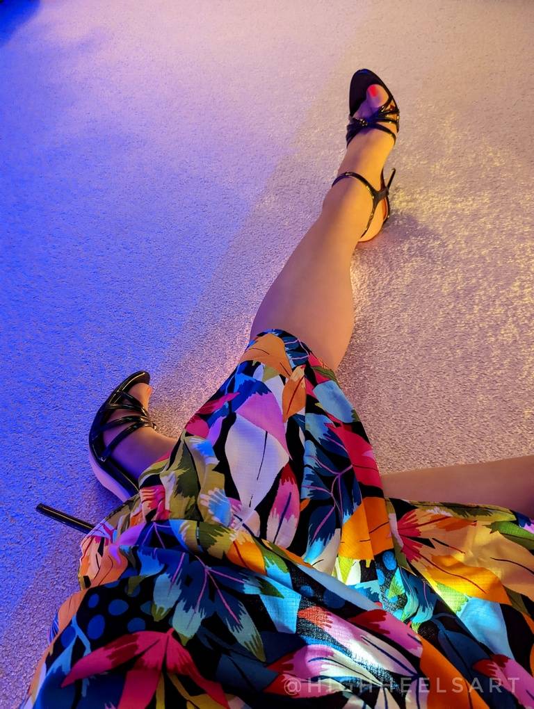 Colors

#colors #highheelsandals #highheels #heels #summerdress #tacchi #talons #tacones #stilettos #stilettosandals #stilettoheels