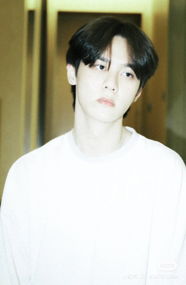 SM_NCT's tweet photo. [OFFICIAL/TRANS] 240112 #KUN’s Xiaohongshu update 

“The reason I don’t really wear white clothes
#lightreflector #overexposed #mydailylife” 

#NCT #WayV
Translated by @meltIips - SM_NCT
https://t.co/qGvJV1xkzq https://t.co/PFpfEkhmfU