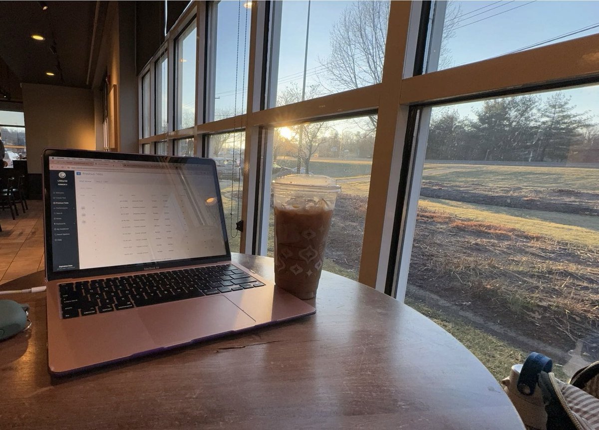 DOcAthenaL's tweet photo. No IM rounds today &amp; date night tonight… filling the day with mini question banks @Starbucks in my fav ☀️ spot 🙌🏼
#MedTwitter #Step2prep #MS3 #futureradres #Uworld #WorkLifeBalance https://t.co/DvjG5FPLUl