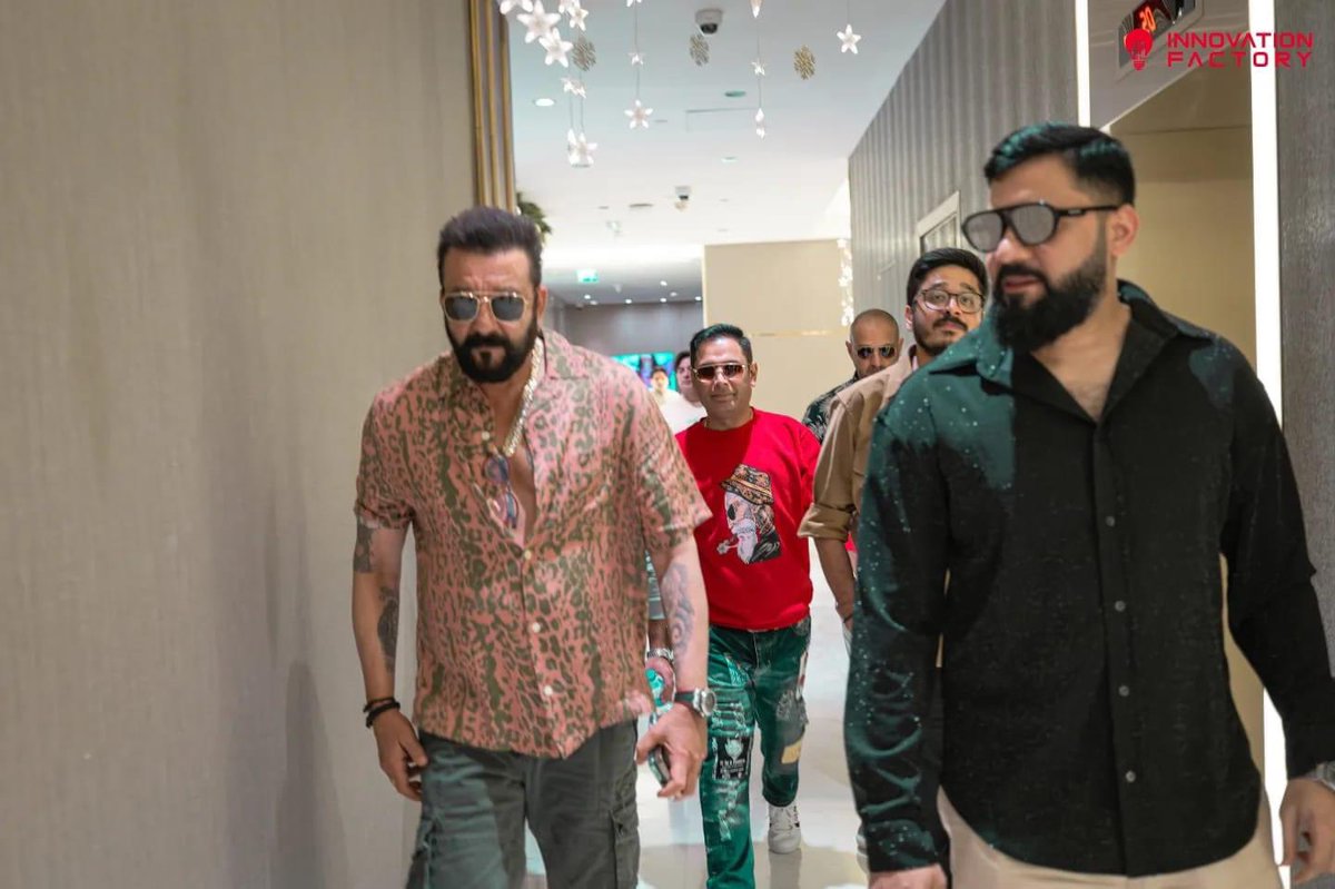 blovenetwork5's tweet photo. Sanjay dutt Visit Innovationfactory dubai office 
Surprise coming soon
#blvnetwork #BULLRUN2024 #bloveNetwork #Innovationfactorycommunity #twittercommunity #sanjydutt @OK_BFICoin https://t.co/eMdBPArOWg