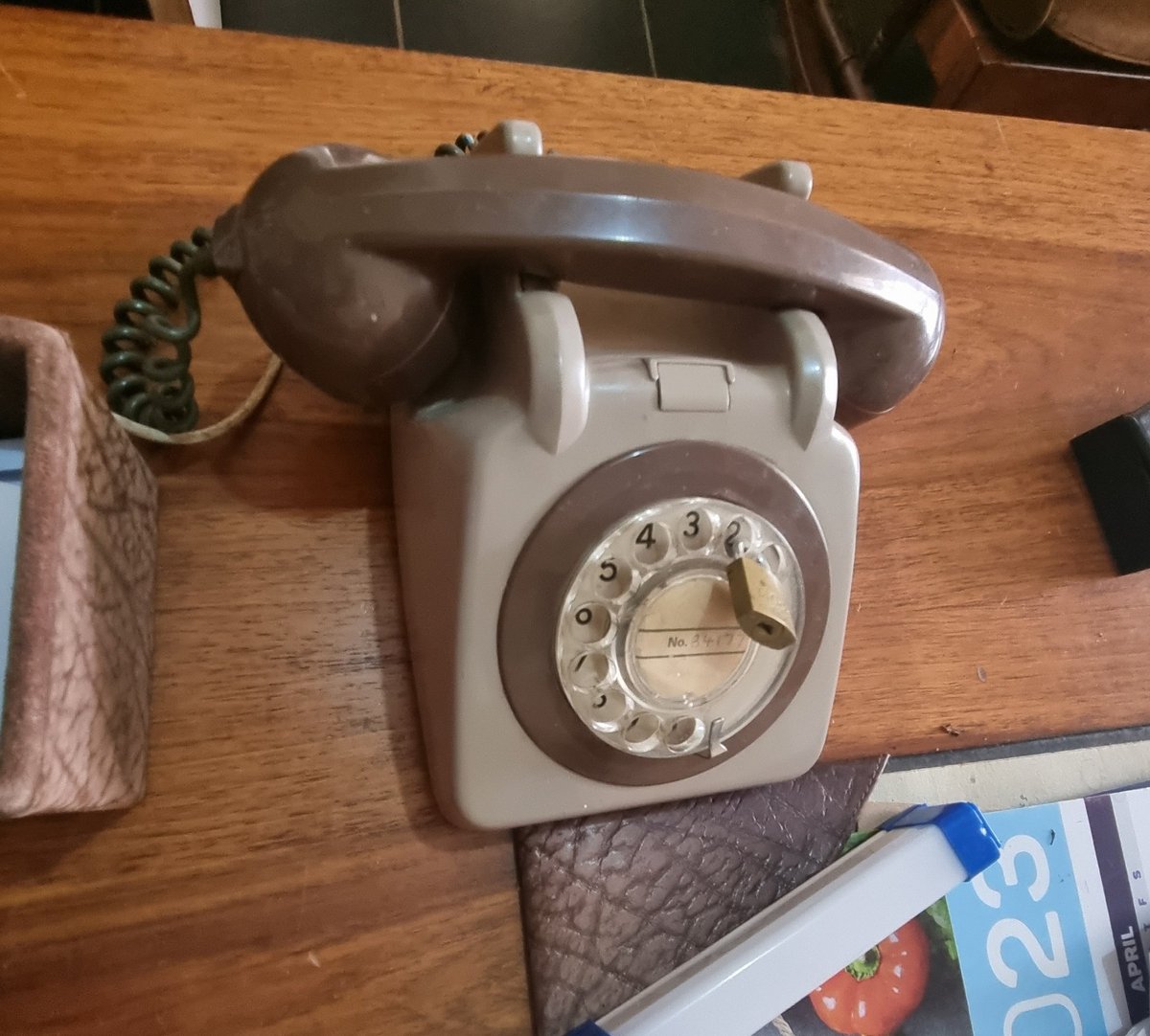 Once upon a time parents used to lock their land lines 🤣. #Asakhe