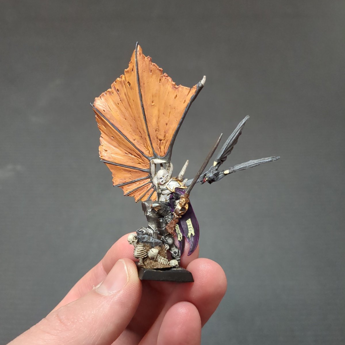 Tactical Taylor tweet media