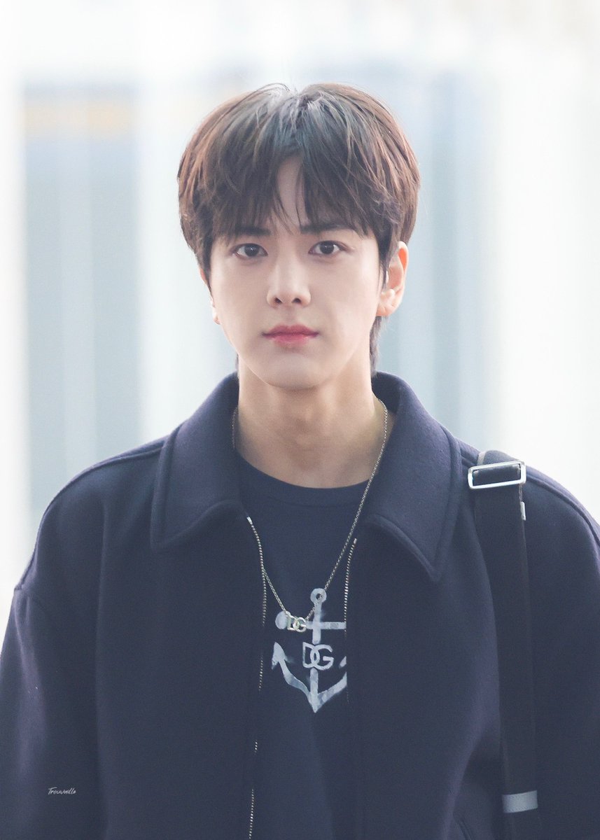 Trouvaille_808's tweet photo. 240111 빠빠 👋

#THEBOYZ #YOUNGHOON
#더보이즈 #영훈
#SONGDOZforMFW #DGxYOUNGHOON https://t.co/SFIsdxglig