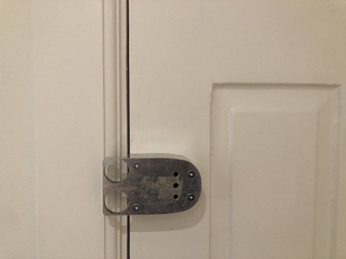 ⁦<a href="/fondrenlock/">SE Lock and Key</a>⁩ happy friday. Last job today. A ruko night latch fresh install. So much faster with the right jig