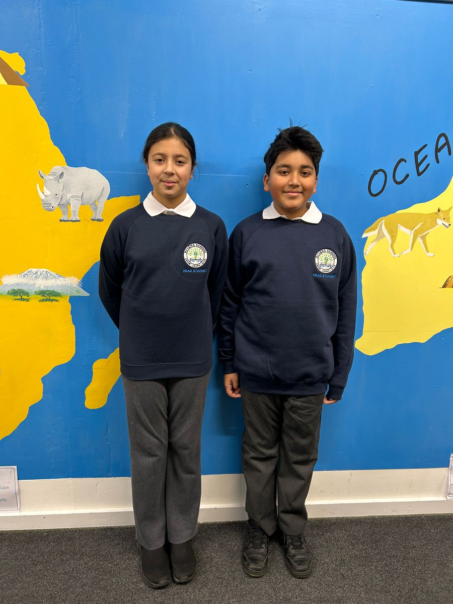 RyversSchool's tweet photo. Our Head Students are proudly wearing their new jumpers so now everyone knows who they are! #headstudents #pupilleadership https://t.co/2UiLqzEM3c