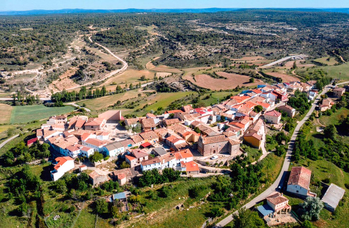 FADETA_GDR's tweet photo. 📷Por primera vez en mucho tiempo, nuestra comarca ha incrementado su población, concretamente, un 4,11%. En #Brihuega, #Cifuentes, #Peralveche, #Peñalver o #ElOlivar el aumento ha sido importante.
https://t.co/gVHSc9RraO https://t.co/kThFryqGYb