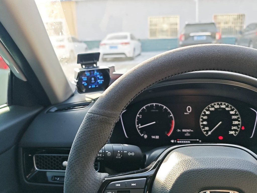 LongLone8's tweet photo. A450は常に車両の状態を監視します。
回転数/電圧/水温/速度異常アラート https://t.co/ox8RrtwUV2
