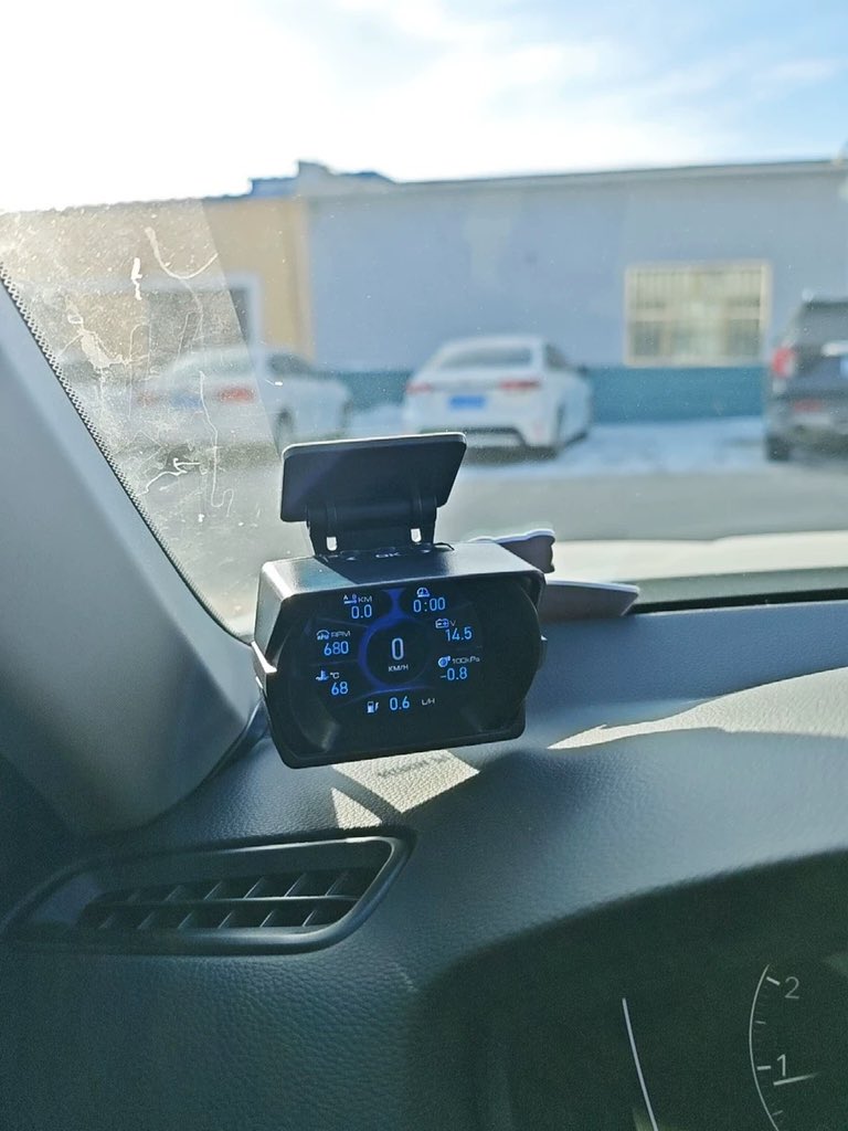 LongLone8's tweet photo. A450は常に車両の状態を監視します。
回転数/電圧/水温/速度異常アラート https://t.co/ox8RrtwUV2
