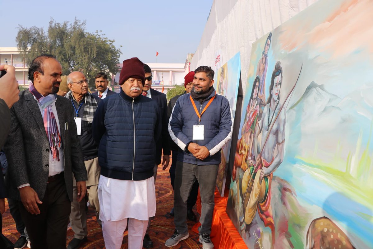 HaryanaVsk's tweet photo. सरसंघचालक डॉ मोहन भागवत तीन दिन के प्रवास पर पहुंचे जींद
-रामायण के सात खंडों पर आधारित श्रीराममंडपम में दीप प्रज्ज्वलित करने के बाद चित्रकला कार्यशाला का किया अवलोकन
https://t.co/hQPn5j4nfD https://t.co/huT9Az09Ac