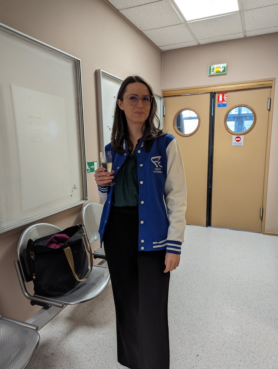 Happy new year from the Faculty of economics Montpellier <a href="/EcoUMontpellier/">Éco-UMontpellier</a>