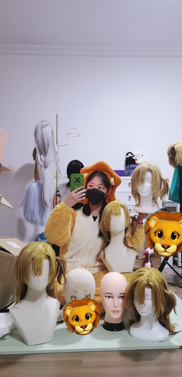 AbeiSleepy's tweet photo. lmao i made theeeeeese Luca
#lucalike #cosplay https://t.co/rqUWGiIgUc