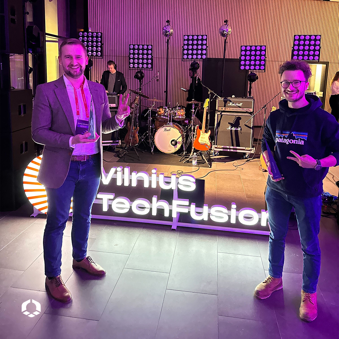 WeArePVcase's tweet photo. What a night we had yesterday π Bringing home two prizes from Vilnius TechFusion Startup Awards 2023:
π Startup of the Year
π Tech for Good
#pvcase #solaristhefuture #startupoftheyear https://t.co/6eN1Rm8Div
