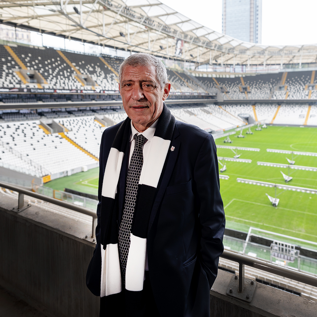 BJK Kartal Yuvası on X: "Kulübümüzün atkısı Teknik Direktörümüz Sn. Fernando Santos'un da boynunda! Siyah-Beyaz atkımız https://t.co/Wa4dwEAvfY ve Kartal Yuvası mağazalarımızda satışta! ???? ????????https://t.co/jKp0sfFiqU # Beşiktaş #BJK #KartalYuvası ...