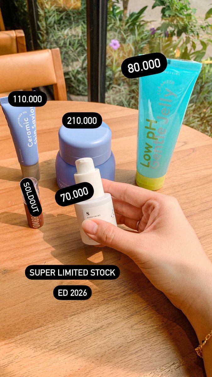 notamelmelmel's tweet photo. Jual sisa stock collab, jadi Ori 100%, masih segel, exp date 2026

Super limited stock ya

#zonauang #somethinc #somethincpromo #promosomethinc https://t.co/LColiHAWVG