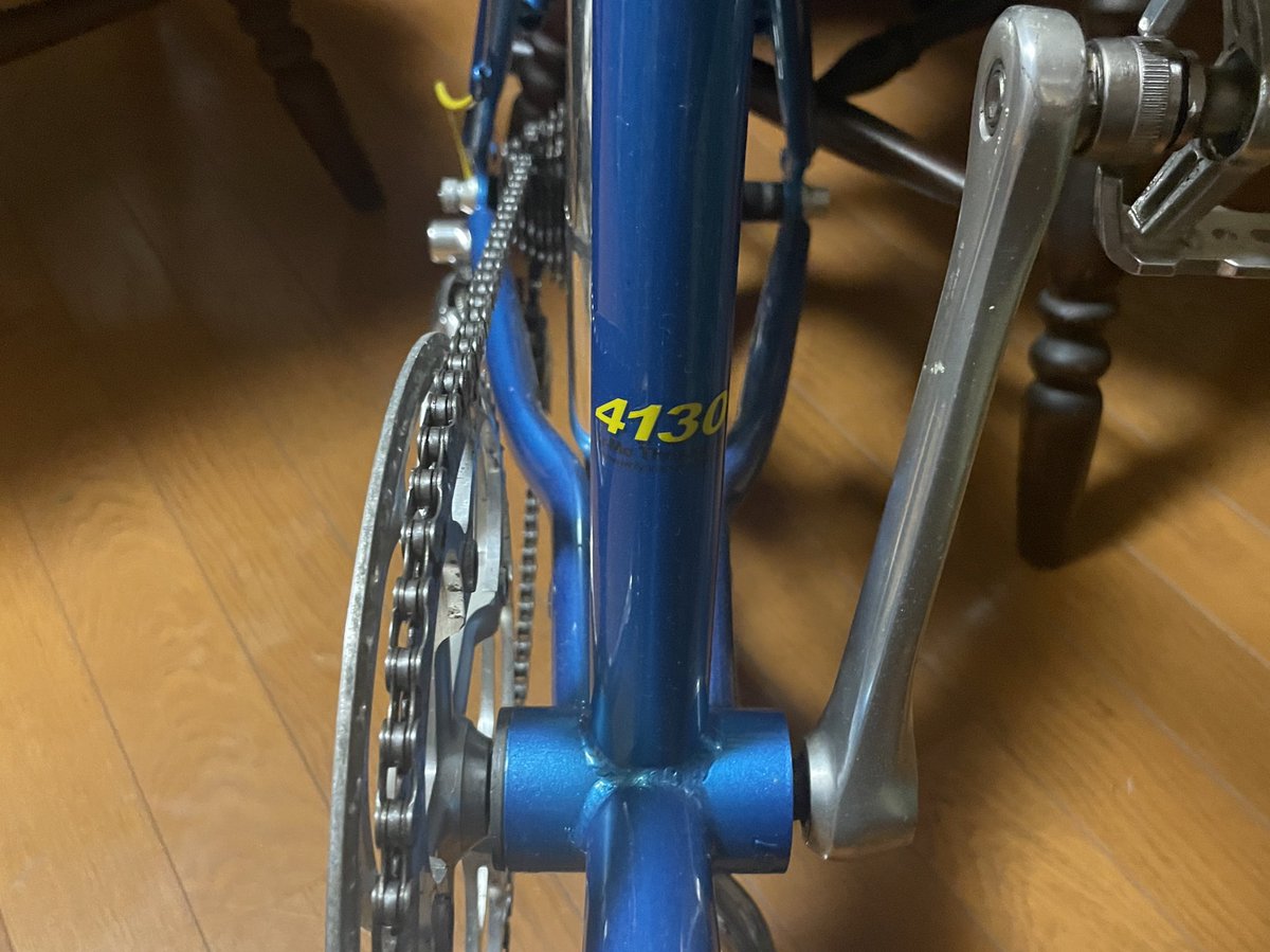 masanoriymg's tweet photo. 8s→9sでチェーンラインがシビアなのでBB軸長を長くしてクランクを外側へオフセットしようかと…
フロントギアをアウター側に付けろや!と、言うツッコミは聞かない😤
#MicroSwallow #ミニベロ https://t.co/OgfGLxydjD