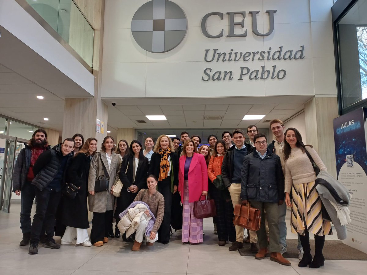 Real Instituto Univ. de Estudios Europeos tweet media