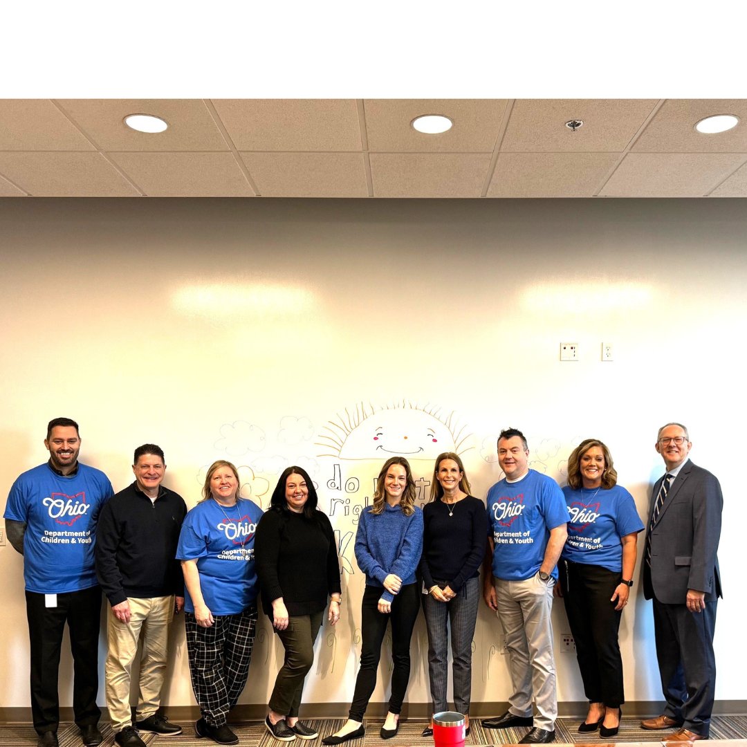 OhioDCY's tweet photo. We’re launching our official Ohio Department of Children and Youth X page!👋 DCY Director Kara Wente, second from right, and her leadership team are committed to making Ohio the best place to start and raise a family. They are raising awareness of human trafficking. #wearblueday https://t.co/MiLiBpNhfP