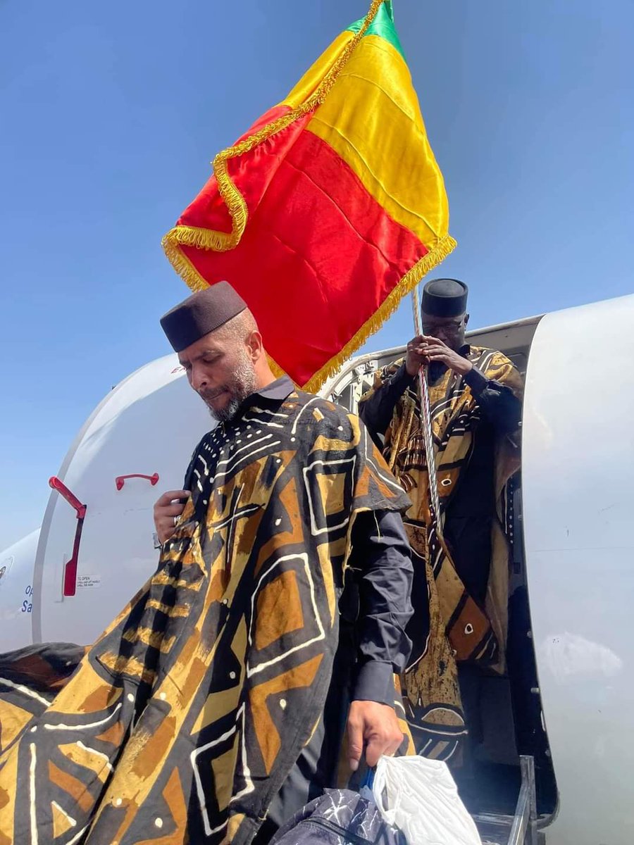 luca_varan's tweet photo. La richesse de l'Afrique c'est sa culture 😍🔥🙏
Je suis fier d'être africain !!!!!!!
Les maliens ? Je dépose 🔥🔥🔥😍
C'est la plus belle CAN jamais organisée sur le continent 🔥🔥
#CAN2023 https://t.co/0pniKPWTF5