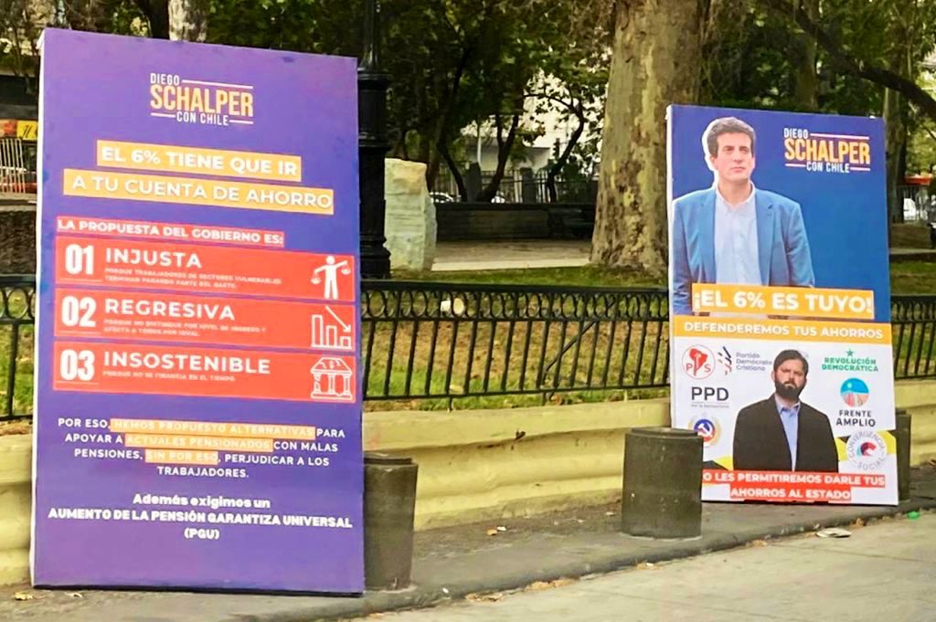 Diego Schalper sigue con el afán de imprimir información falsa. Denunciaremos ante la <a href="/Muni_Stgo/">Santiago</a> porque no se puede ocupar espacio público sin permiso. Decepcionante.