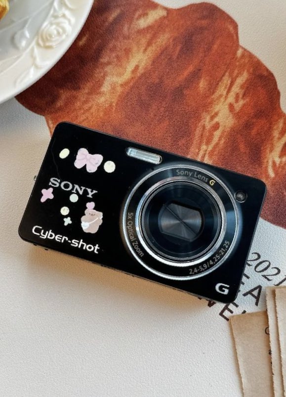 maharanilyss's tweet photo. nemuin toko yg jual digicam, suka bgt sama hasilnya😩💕 https://t.co/VO5gphtEiO