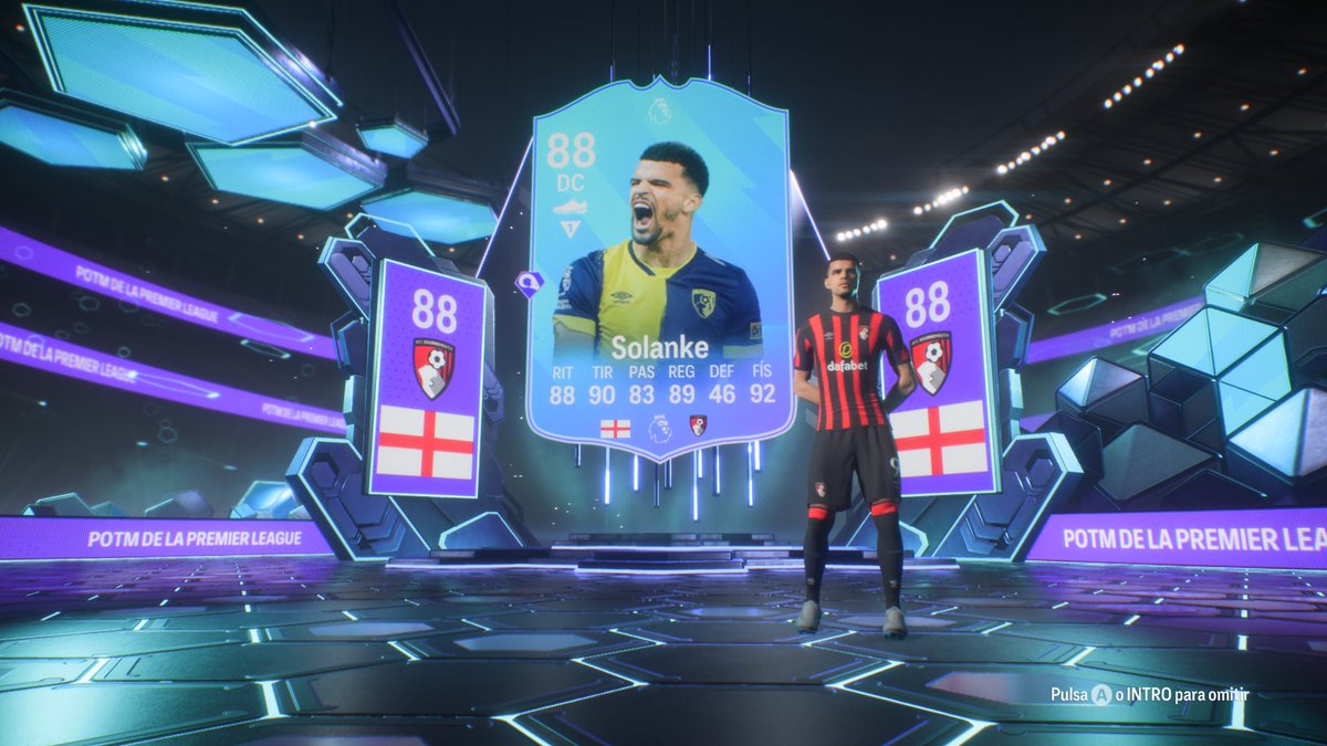 carlossaezf98's tweet photo. La mejor carta que ha salido y va a salir en este juego https://t.co/jfSpE9dYgb