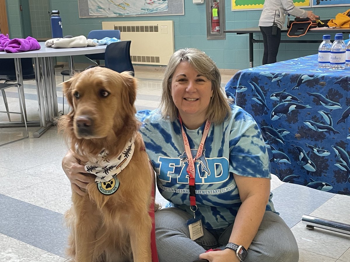 A great start of our a Friday ⁦<a href="/desmaresschool/">Desmares School</a>⁩ !!! Thank you Marley!! 🐾♥️🐾