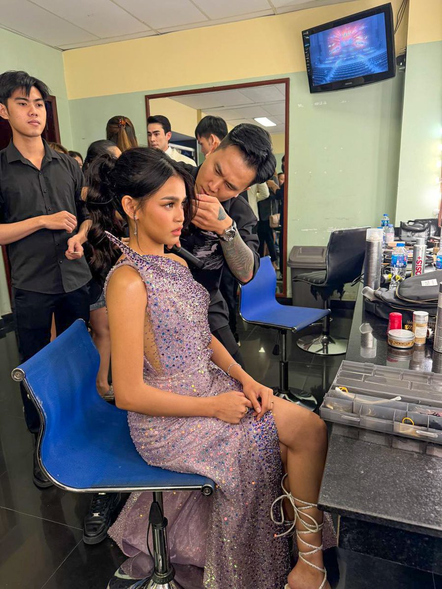 cornerstone_ofc's tweet photo. Backstage with @imzephanie at the 28th Asian TV Awards ✨📺

Did you catch Zephanie's performance? If you missed it, don't worry 'cuz you can watch the replay of the stream at the Asian TV Awards FB page! 

📍Hoa Binh Theatre, Ho Chi Minh City 🇻🇳

#Zephanie 
#CornerstoneArtist https://t.co/Ybhnr5Ieqo
