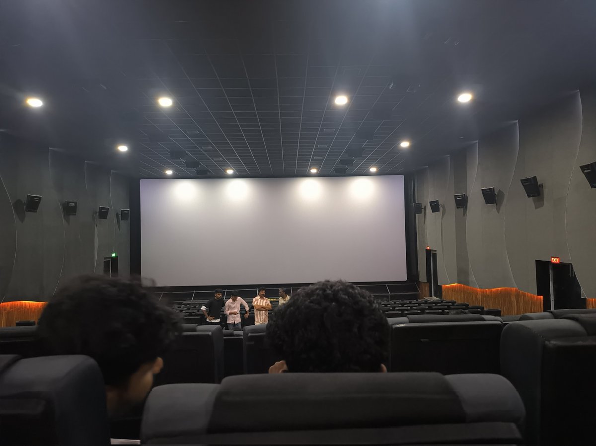 ThalaSalim's tweet photo. @abiramitheatre @murukalaya  Today watch this movie #CaptainMiller re opening new thetre 4K with #DolbyAtmos A/C https://t.co/wRcrFVY5sh