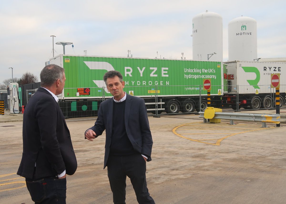 TyseleyEnergy's tweet image. We were delighted to host @peterkyle MP, Shadow Secretary of State for Science, Innovation, &amp;amp; Technology, at Tyseley Energy Park! His genuine interest in our innovative projects &amp;amp; appreciation for the historical legacy of Webster &amp;amp; Horsfall made his visit exceptional. @BhamPolicy