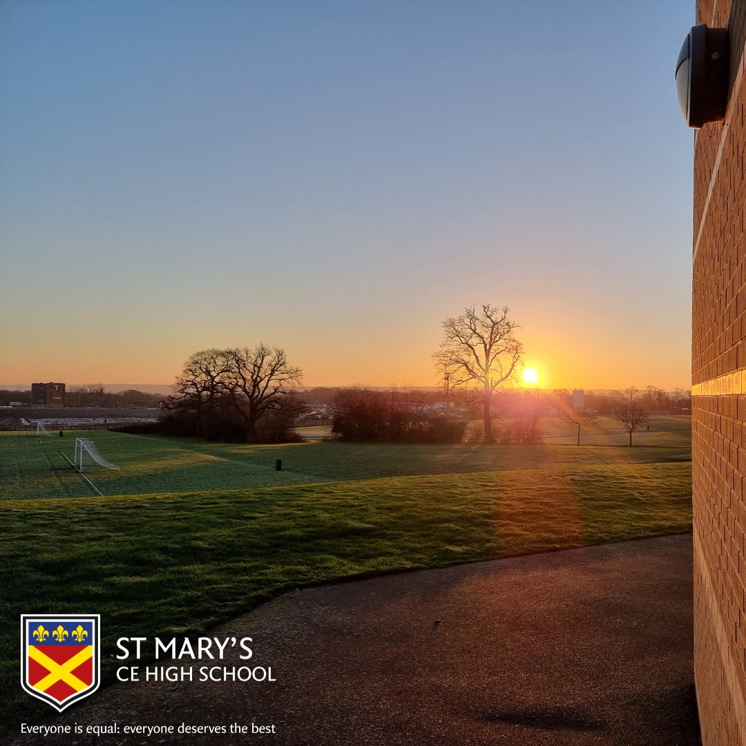 StMarysCEHigh's tweet image. The recent crisp, clear mornings provide the perfect conditions for seeing stunning sunrises, and of course our extensive grounds are a great place to view them. Take a look at these shots captured by teacher Mr Benjeddi.

#morninghasbroken #earlymornings #sunrise #schoolcampus