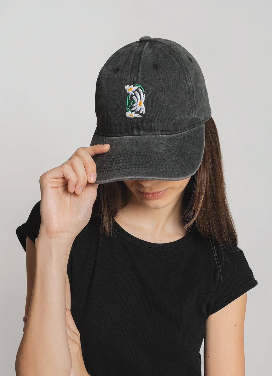 manifiesto mañana tener muchas ventas de mis gorritassss ✨✨✨ <a href="/CruzzCaps/">cruzz.caps</a> #nadiedicenada #ndn