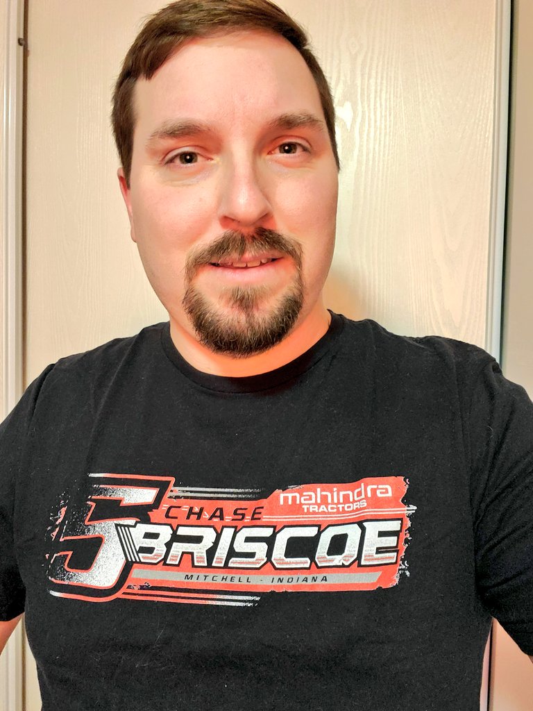 NAUSECAR's tweet photo. Day 51: Final day of @cbnationals prelims. Tomorrow @ChaseBriscoe_14 runs a Bmain to make the big show!
#WinInRed | @Mahindra_USA https://t.co/3t5TqM9eTY