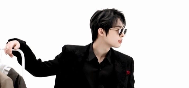 — Hii im Hazel/River 🔥

! —  17, Any Prns, esfp
! — atiny nctzen + more
! — tkn 11.20.23 
! — looking for atiny + anyone :3
! — not new to #stantwt + #kpoptwt