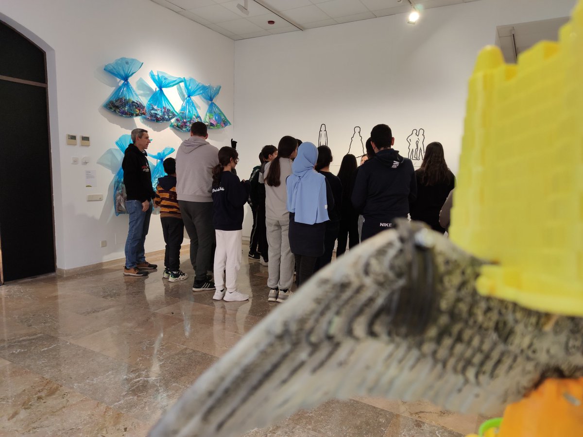 Últim cap de setmana per visitar l'exposició "Joguines, un pretext per a l'aprenentatge. Amb Jordi Llort-Figuerola". 

Per concloure l'exposició l'artista Llort-Figuerola realitzarà una visita comentada demà dissabte 13 de gener a les 12.00 h al <a href="/mamtarragona/">MAMT</a>! 

Us hi esperem!!!