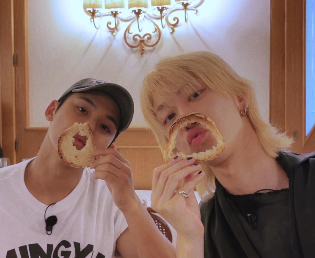 THEtothe8ight's tweet photo. 너무 이쁘잔하.... https://t.co/Wwzm0lGX0C
